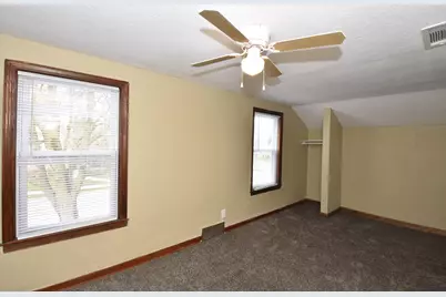 3209  Charles St, Racine, WI 53402 - Photo 31