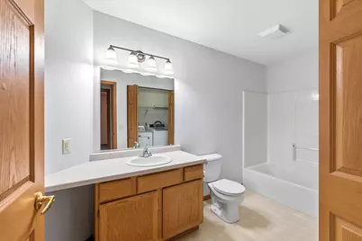 622  Shepherds Dr #6, West Bend, WI 53090 - Photo 3