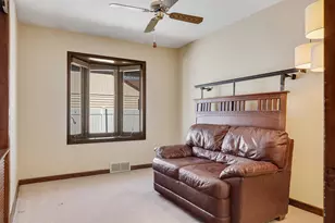 3400 28th St, La Crosse, WI 54601 - Photo 11