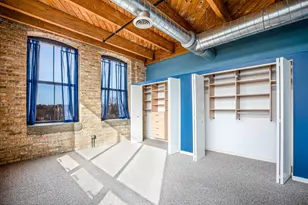 234 E Reservoir Ave, Milwaukee, WI 53212 - Photo 13