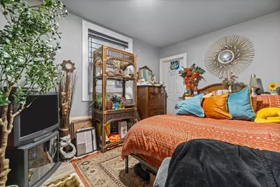 2221 E Oklahoma Ave, Milwaukee, WI 53207 - Photo 7