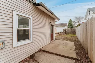 2608 16th St, Racine, WI 53405 - Photo 5