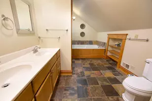 3929 N Maryland Ave, Shorewood, WI 53211 - Photo 43