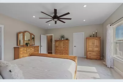 21229  Plank Rd, Racine, WI 53139 - Photo 17