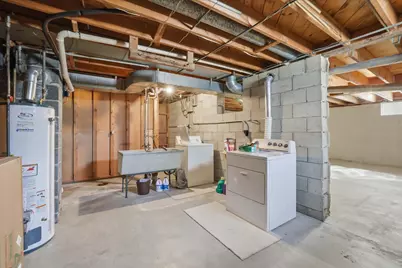 6403 W Spokane St, Milwaukee, WI 53223 - Photo 31