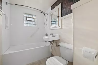 3318 S 98th St, Milwaukee, WI 53227 - Photo 11