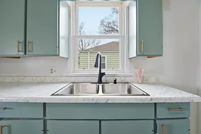 279  Vincent St, Fond du Lac, WI 54935 - Photo 11