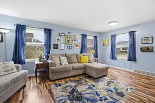 279 Vincent St, Fond du Lac, WI 54935 - Photo 5