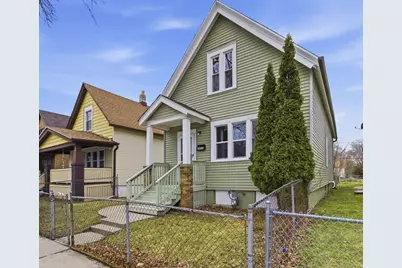 2453 N 15th St, Milwaukee, WI 53206 - Photo 3