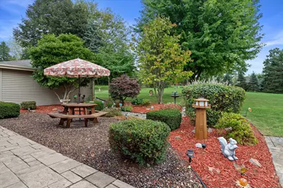 N8W27287  Woodridge Ln, Pewaukee, WI 53188 - Photo 41