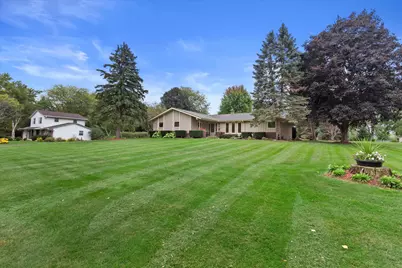 N8W27287  Woodridge Ln, Pewaukee, WI 53188 - Photo 61