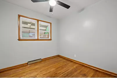 5863 N 62nd St, Milwaukee, WI 53218 - Photo 9