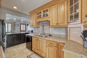 3372 N 92nd St, Milwaukee, WI 53222 - Photo 9