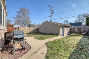 3372 N 92nd St, Milwaukee, WI 53222 - Photo 35