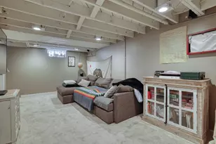 3372 N 92nd St, Milwaukee, WI 53222 - Photo 25