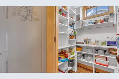 68  Aurora Ln, Fond du Lac, WI 54935 - Photo 11