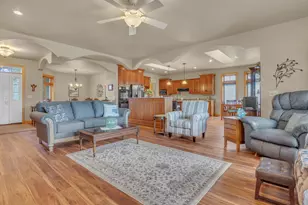 68 Aurora Ln, Fond du Lac, WI 54935 - Photo 5