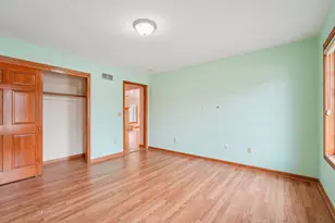 16605 W Sumerland Ct, New Berlin, WI 53151 - Photo 23