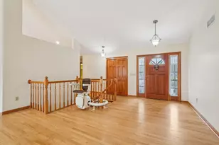 16605 W Sumerland Ct, New Berlin, WI 53151 - Photo 5