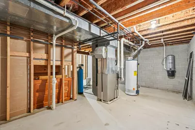 16605 W Sumerland Ct, New Berlin, WI 53151 - Photo 35