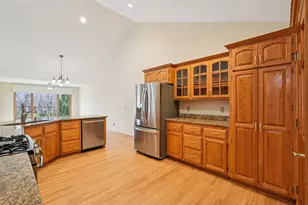 16605 W Sumerland Ct, New Berlin, WI 53151 - Photo 11