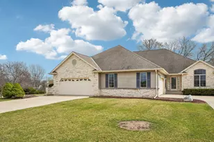16605 W Sumerland Ct, New Berlin, WI 53151 - Photo 43