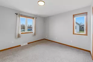 408 Keno Cir, Horicon, WI 53032 - Photo 11