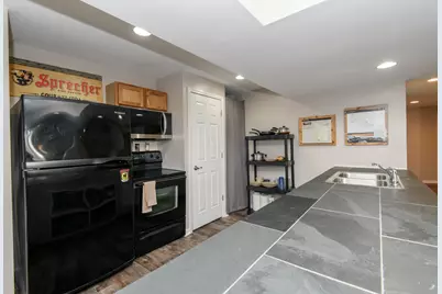 W231N7020  Homestead Ct, Sussex, WI 53089 - Photo 31