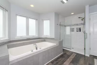 W231N7020  Homestead Ct, Sussex, WI 53089 - Photo 23