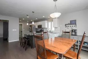 W231N7020 Homestead Ct, Sussex, WI 53089 - Photo 13