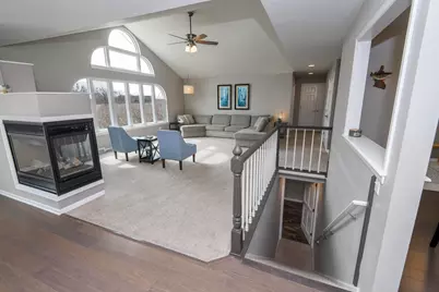 W231N7020  Homestead Ct, Sussex, WI 53089 - Photo 11