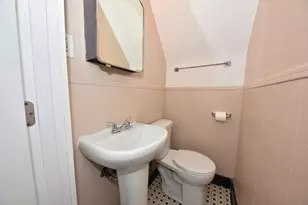 1238 N 33rd St, Milwaukee, WI 53208 - Photo 17