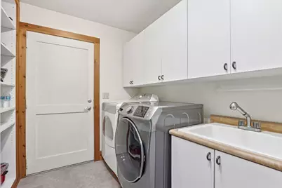 W354N5854  Lisbon Rd, Lac La Belle, WI 53066 - Photo 9