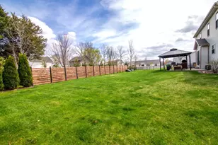 501 Pine Hollow Pl, Watertown, WI 53094 - Photo 37