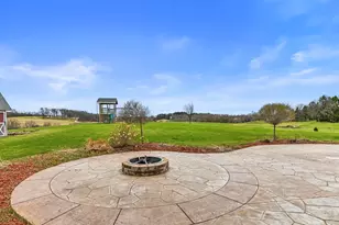 W1097 Spring Prairie Rd, Spring Prairie, WI 53105 - Photo 5