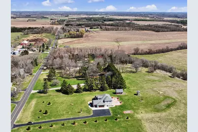 W1097  Spring Prairie Rd, Spring Prairie, WI 53105 - Photo 45