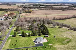 W1097 Spring Prairie Rd, Spring Prairie, WI 53105 - Photo 45