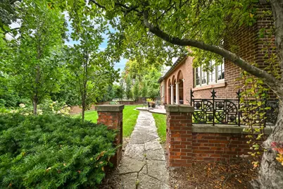 1839 N 74th St, Wauwatosa, WI 53213 - Photo 35
