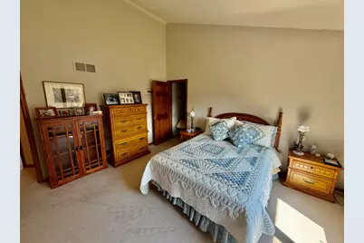 511  Clovercrest Ct, Watertown, WI 53094 - Photo 43