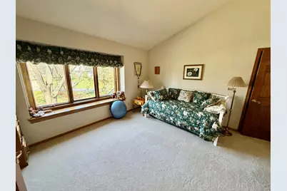 511  Clovercrest Ct, Watertown, WI 53094 - Photo 45