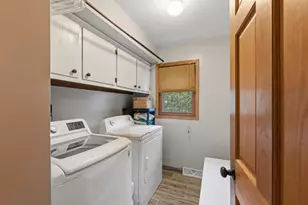 1326 W Zedler Ln, Mequon, WI 53092 - Photo 17