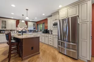1326 W Zedler Ln, Mequon, WI 53092 - Photo 7