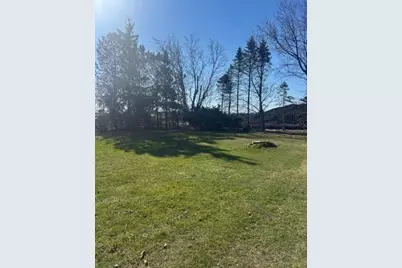 W204N16640  Jackson Dr, Jackson, WI 53037 - Photo 5