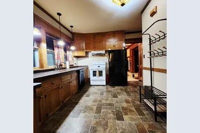 W204N16640  Jackson Dr, Jackson, WI 53037 - Photo 13