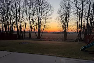 1661 Falcon Dr, Hartford, WI 53027 - Photo 27