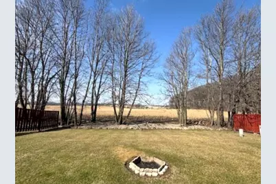 1661  Falcon Dr, Hartford, WI 53027 - Photo 29