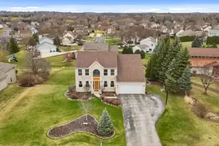 W134N6585 Lilly Creek Dr, Menomonee Falls, WI 53051 - Photo 37