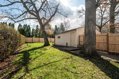 119  Columbia Ave, Waukesha, WI 53186 - Photo 9