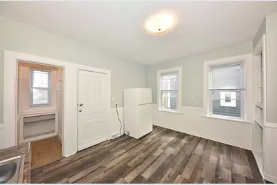 2514 N Holton St #2516, Milwaukee, WI 53212 - Photo 11