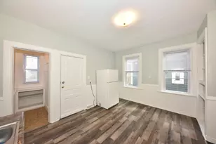 2514 N Holton St, Milwaukee, WI 53212 - Photo 11